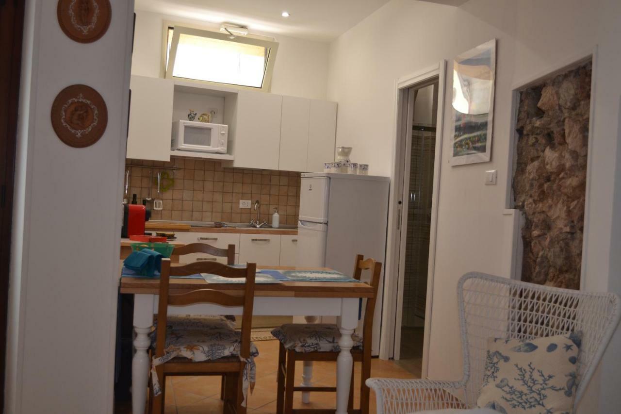 דירות טאורמינה Salu' מראה חיצוני תמונה